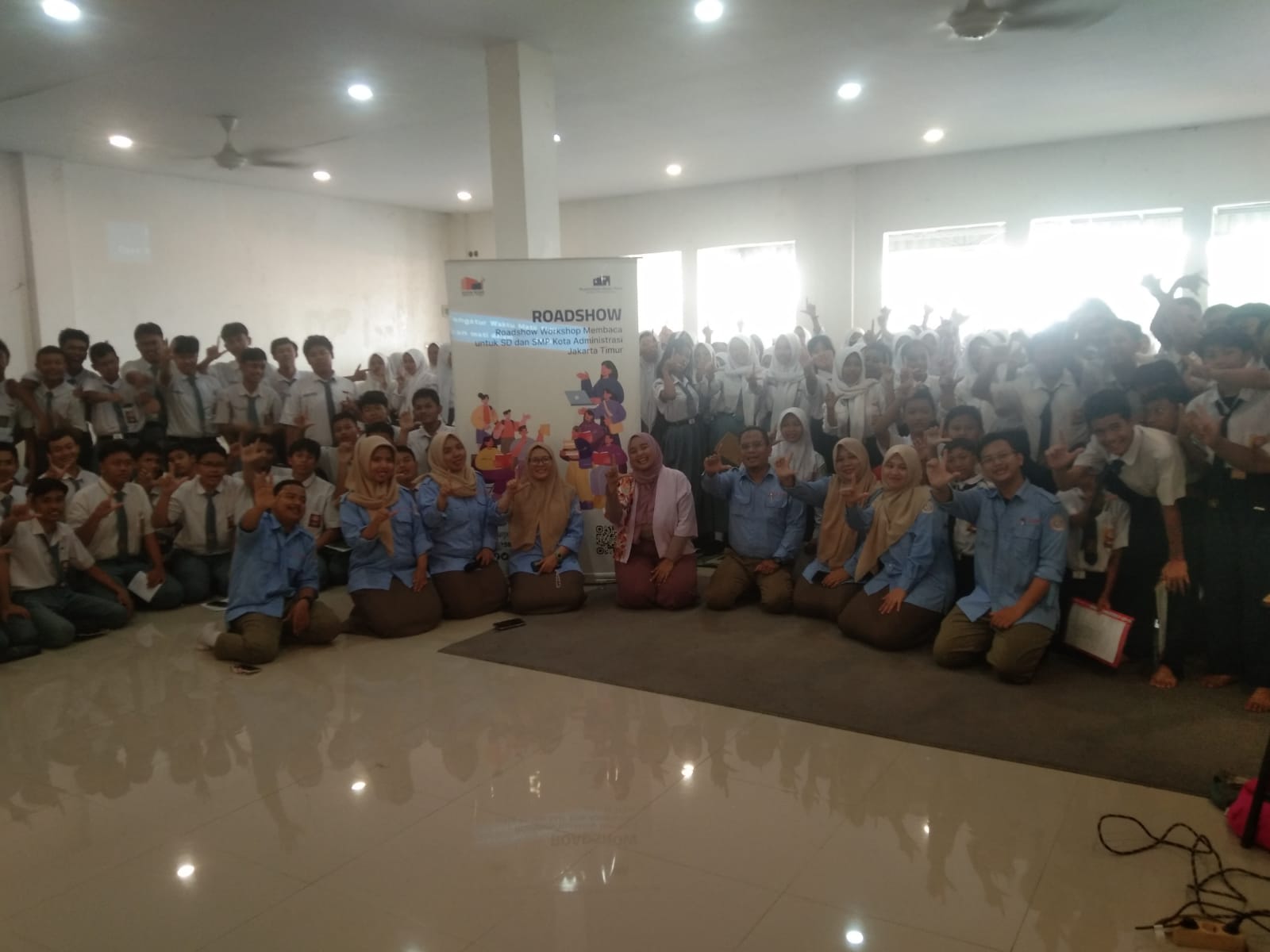 Roadshow Workshop Membaca Di SMP Kapin